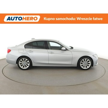 BMW Seria 3  Sedan/Limuzyna 2016,  2.0 hybryda, automat - Na sprzedaż za 55 100 zł - Warszawa - zdjęcie 9