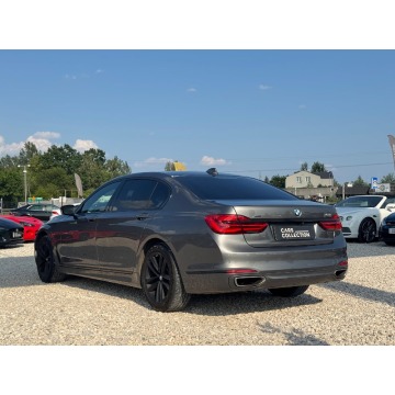 BMW Seria 7  Sedan/Limuzyna 2015,  4.4 benzyna, automat - Na sprzedaż za 99 900 zł - Michałowice-Wieś - zdjęcie 6