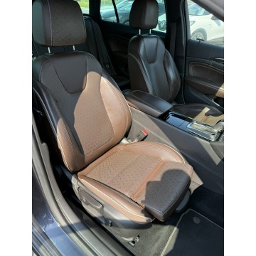 Opel Insignia  Kombi 2017,  2.0 benzyna, automat - Na sprzedaż za 49 900 zł - Żory - zdjęcie 7