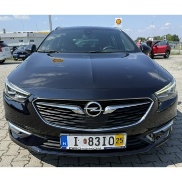Opel Insignia  Kombi 2017,  2.0 benzyna, automat - Na sprzedaż za 49 900 zł - Żory - zdjęcie 12
