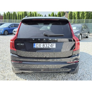 Volvo   SUV 2022,  2.0 benzyna, automat - Na sprzedaż za 159 900 zł - Wrocław - zdjęcie 8