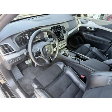 Volvo   SUV 2022,  2.0 benzyna, automat - Na sprzedaż za 159 900 zł - Wrocław - zdjęcie 12