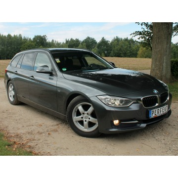 BMW 318 - F30 F31 2.0 D 143 KM SPORT BiXenon EL KLAPA Grzane FOTELE Nowy ROZRZĄD