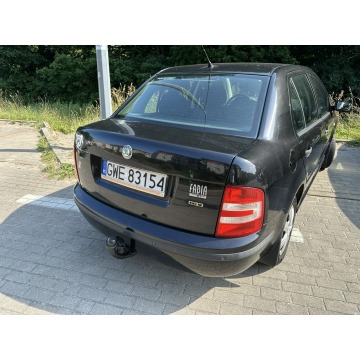 Skoda Fabia  Sedan/Limuzyna 2005,  1.2 benzyna - Na sprzedaż za 4 800,00 zł - Wejherowo - zdjęcie 5