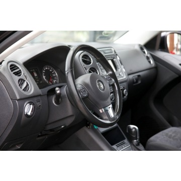 Volkswagen Tiguan  SUV 2014,  2.0 diesel, automat - Na sprzedaż za 45 900 zł - Świebodzin - zdjęcie 12