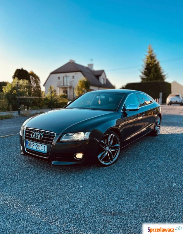 Audi A5  Sedan/Limuzyna 2010,  2.0 benzyna - Na sprzedaż za 31 857 zł - Piaseczno