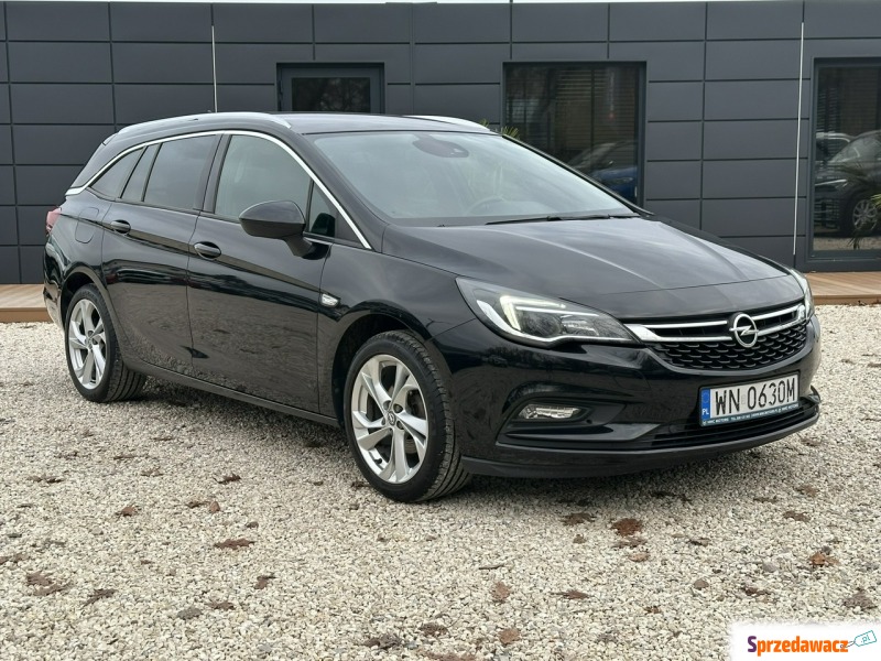 Opel Astra  Kombi 2019,  1.4 benzyna - Na sprzedaż za 54 900 zł - Pęcice