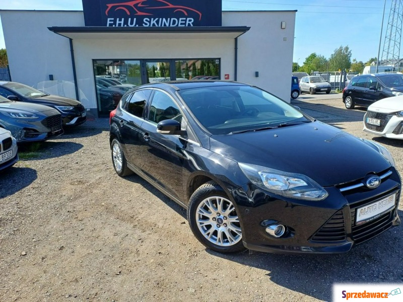 Ford Focus  Liftback 2014,  1.0 benzyna - Na sprzedaż za 19 999 zł - Chrzanów