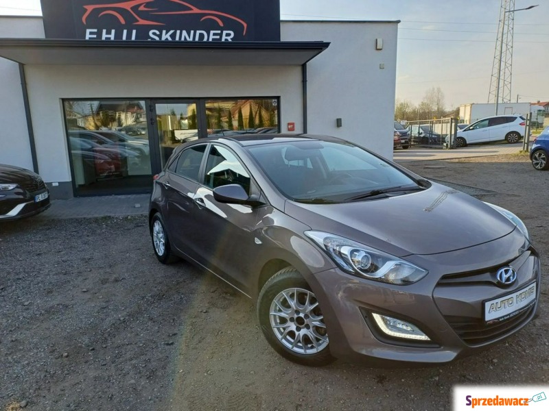 Hyundai i30  Liftback 2014,  1.4 benzyna - Na sprzedaż za 27 999 zł - Chrzanów