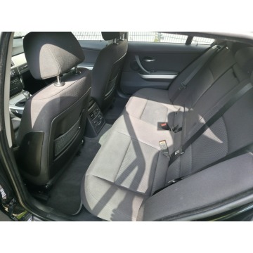 BMW Seria 3  Kombi 2009,  2.0 diesel - Na sprzedaż za 17 900 zł - Piekoszów - zdjęcie 8