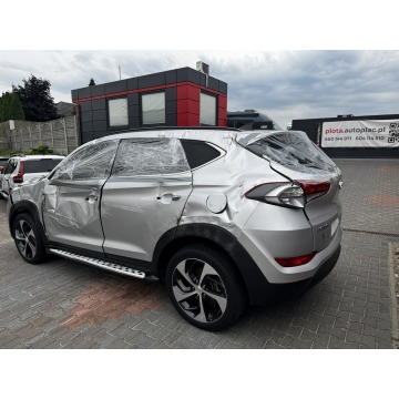 Hyundai Tucson  SUV 2017,  1.0 diesel, automat - Na sprzedaż za 25 900 zł - Margonin - zdjęcie 3