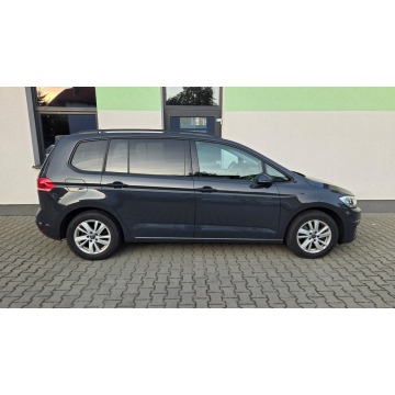 Volkswagen Touran  Minivan/Van 2023,  1.5 benzyna - Na sprzedaż za 72 939 zł - Siedlce - zdjęcie 10