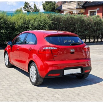 Kia Rio  Hatchback 2011,  1.4 benzyna - Na sprzedaż za 21 800 zł - Nowy Sącz - zdjęcie 3