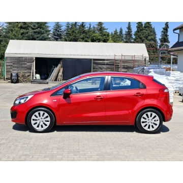 Kia Rio  Hatchback 2011,  1.4 benzyna - Na sprzedaż za 21 800 zł - Nowy Sącz - zdjęcie 6