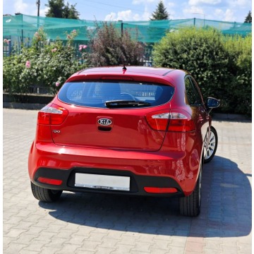 Kia Rio  Hatchback 2011,  1.4 benzyna - Na sprzedaż za 21 800 zł - Nowy Sącz - zdjęcie 4