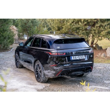 Land Rover Range Rover Velar  SUV 2017,  3.0 diesel, automat - Na sprzedaż za 149 777 zł - Ropczyce - zdjęcie 2
