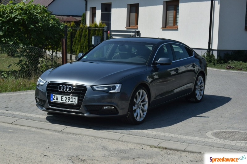 Audi A5  Liftback 2013,  1.8 benzyna - Na sprzedaż za 36 900 zł - Majdan Sieniawski