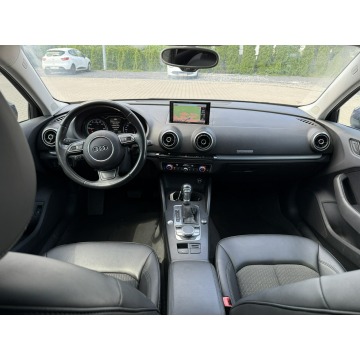 Audi A3  Hatchback 2015,  1.4 hybryda, automat - Na sprzedaż za 28 900 zł - Zielona Łąka - zdjęcie 9