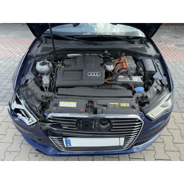 Audi A3  Hatchback 2015,  1.4 hybryda, automat - Na sprzedaż za 28 900 zł - Zielona Łąka - zdjęcie 12
