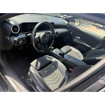 Mercedes - Benz A-klasa  Hatchback 2019,  1.3 benzyna, automat - Na sprzedaż za 41 900 zł - Zielona Łąka - zdjęcie 7
