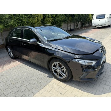 Mercedes - Benz A-klasa  Hatchback 2019,  1.3 benzyna, automat - Na sprzedaż za 41 900 zł - Zielona Łąka - zdjęcie 6