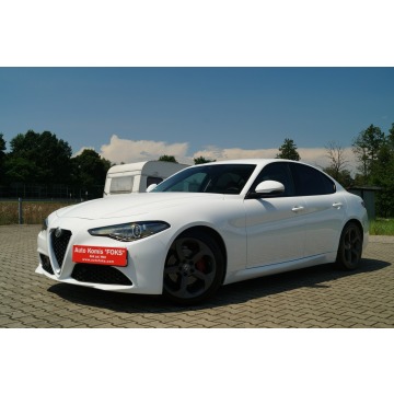 Alfa Romeo Giulia - 2016r I-wszy wł. bezwypadkowy org. lakier stan bdb zadbany