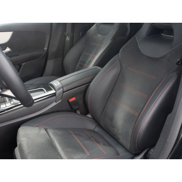 Mercedes - Benz CLA-klasa  Sedan/Limuzyna 2024,  1.3 benzyna, automat - Na sprzedaż za 142 850 zł - Pępowo - zdjęcie 11