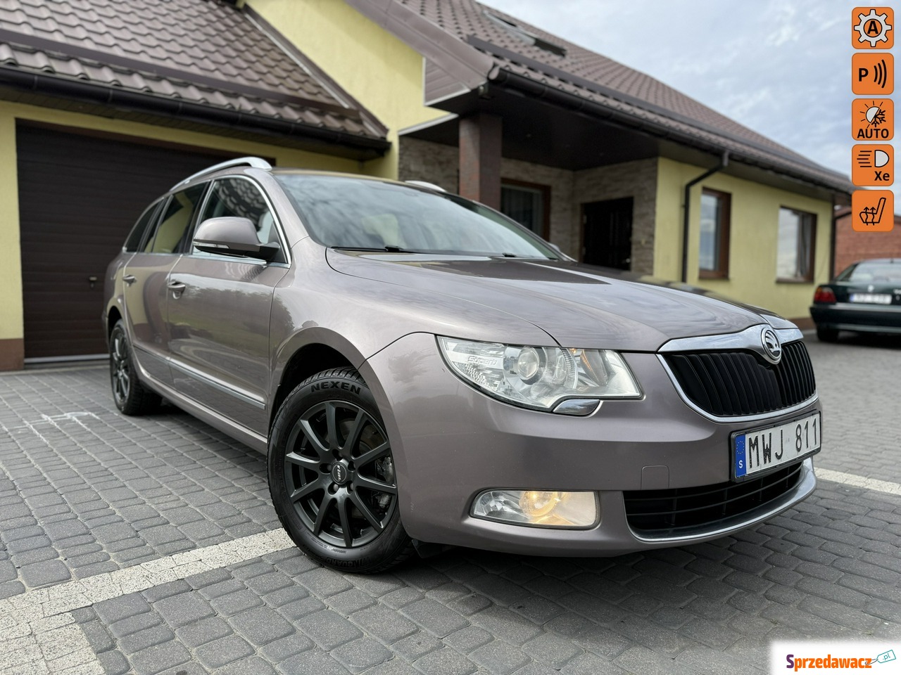 Skoda Superb 2012