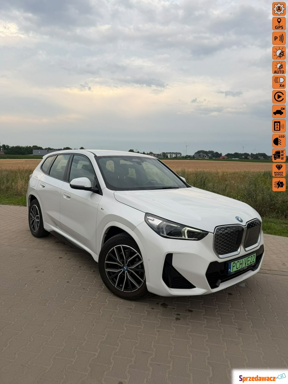 BMW iX1 2023
