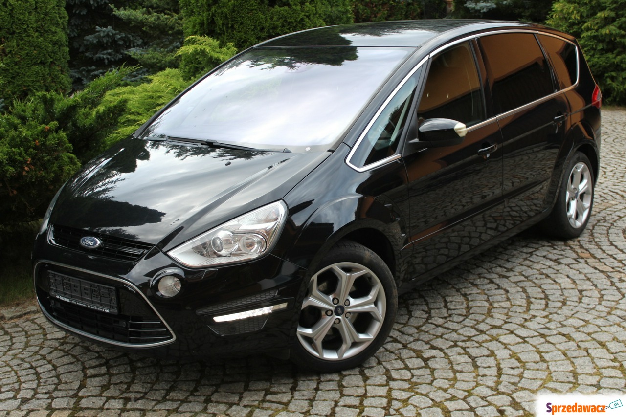 Ford S-MAX 2011