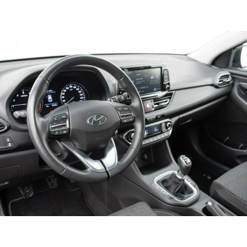 Hyundai i30  Hatchback 2023,  1.0 benzyna - Na sprzedaż za 58 850 zł - Gdańsk - zdjęcie 6