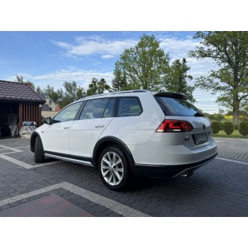 Volkswagen Golf  Kombi 2016,  2.0 diesel, automat - Na sprzedaż za 43 600 zł - Łęgowo - zdjęcie 4