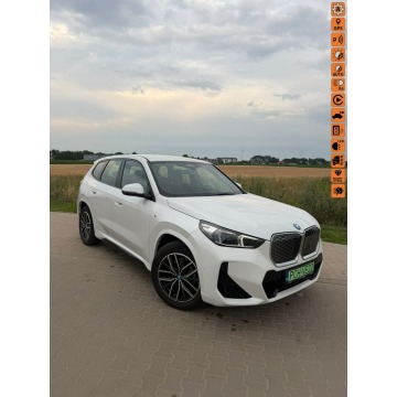 BMW iX1  SUV 2023 elektryczny, automat - Na sprzedaż za 129 500 zł - Margonin - zdjęcie 1
