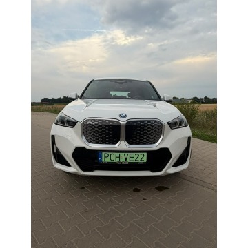 BMW iX1  SUV 2023 elektryczny, automat - Na sprzedaż za 129 500 zł - Margonin - zdjęcie 3