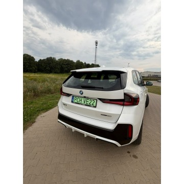 BMW iX1  SUV 2023 elektryczny, automat - Na sprzedaż za 129 500 zł - Margonin - zdjęcie 4