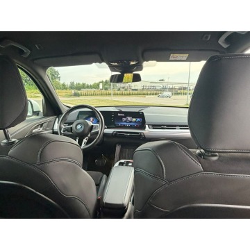 BMW iX1  SUV 2023 elektryczny, automat - Na sprzedaż za 129 500 zł - Margonin - zdjęcie 10