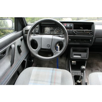 Volkswagen Golf  Hatchback 1988,  1.6 benzyna - Na sprzedaż za 7 800,00 zł - Lubań - zdjęcie 7