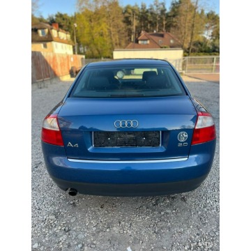 Audi A4  Sedan/Limuzyna 2002,  2.0 benzyna - Na sprzedaż za 8 900,00 zł - Warszawa - zdjęcie 7