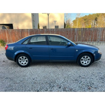 Audi A4  Sedan/Limuzyna 2002,  2.0 benzyna - Na sprzedaż za 8 900,00 zł - Warszawa - zdjęcie 5