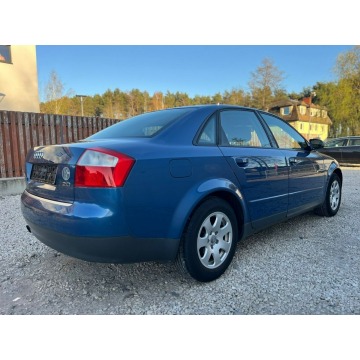 Audi A4  Sedan/Limuzyna 2002,  2.0 benzyna - Na sprzedaż za 8 900,00 zł - Warszawa - zdjęcie 6
