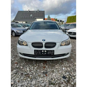 BMW Seria 5  Kombi 2007,  3.0 diesel, automat - Na sprzedaż za 23 900 zł - Warszawa - zdjęcie 3