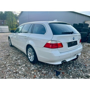 BMW Seria 5  Kombi 2007,  3.0 diesel, automat - Na sprzedaż za 23 900 zł - Warszawa - zdjęcie 7
