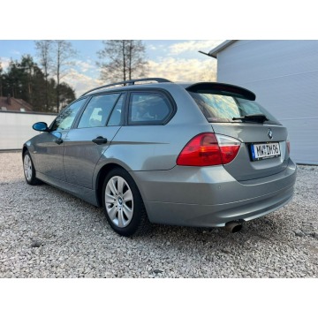 BMW Seria 3  Kombi 2006,  2.0 benzyna - Na sprzedaż za 13 790 zł - Warszawa - zdjęcie 8