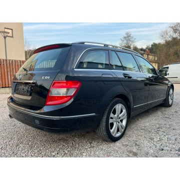 Mercedes - Benz C-klasa  Kombi 2008,  2.1 diesel - Na sprzedaż za 17 650 zł - Warszawa - zdjęcie 6