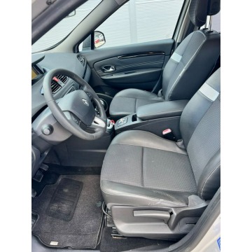 Renault Scenic  Minivan/Van 2010,  1.5 diesel - Na sprzedaż za 13 650 zł - Warszawa - zdjęcie 9