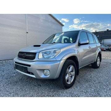 Toyota   SUV 2004,  2.0 diesel - Na sprzedaż za 16 500 zł - Warszawa - zdjęcie 2