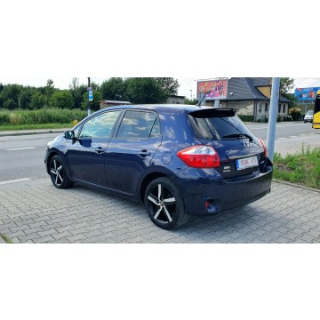 Toyota Auris  Hatchback 2011,  1.6 benzyna - Na sprzedaż za 32 500 zł - Przyszowice - zdjęcie 3