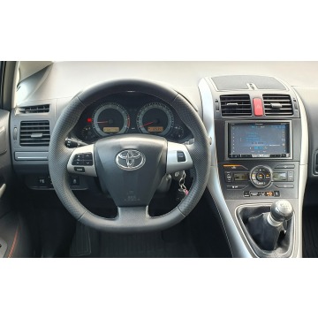 Toyota Auris  Hatchback 2011,  1.6 benzyna - Na sprzedaż za 32 500 zł - Przyszowice - zdjęcie 11
