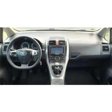 Toyota Auris  Hatchback 2011,  1.6 benzyna - Na sprzedaż za 32 500 zł - Przyszowice - zdjęcie 10