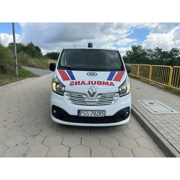 Renault Trafic 2016 Karetka Ambulans Zarejest... - Pojazdy specjalistyczne - Gostyń - zdjęcie 2
